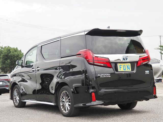 TOYOTA ALPHARD hybrid 4WD 2022