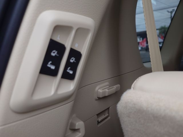 TOYOTA LANDCRUISER PRADO 2023