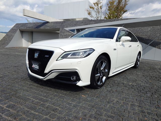 TOYOTA CROWN sedan hybrid 2019