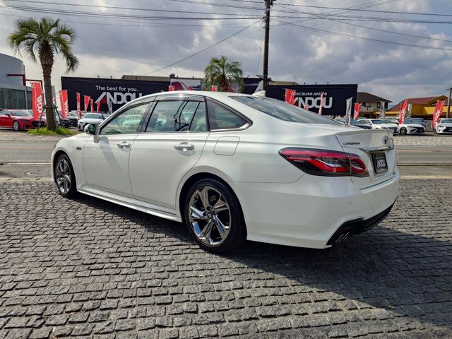 TOYOTA CROWN sedan hybrid 2019