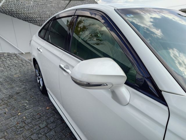 TOYOTA CROWN sedan hybrid 2019