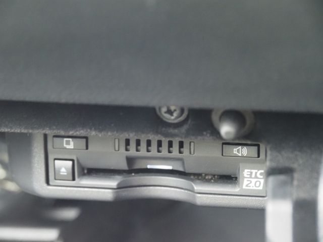 TOYOTA LEXUS IS300h 2022