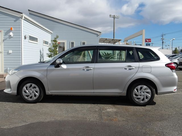 TOYOTA COROLLA FIELDER HYBRID 2021