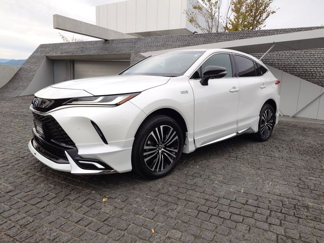 TOYOTA HARRIER PHEV 2023