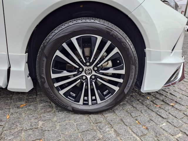 TOYOTA HARRIER PHEV 2023