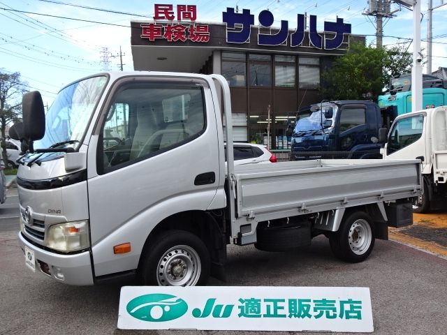 TOYOTA DYNA 2011