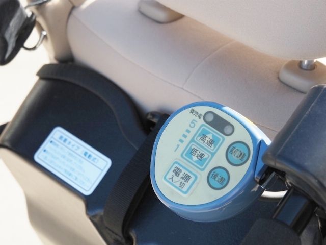 TOYOTA ESTIMA HYBRID 4WD 2014