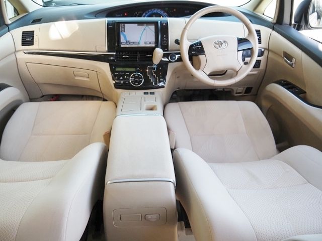 TOYOTA ESTIMA HYBRID 4WD 2014