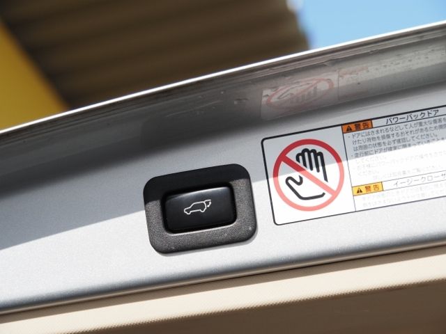 TOYOTA ESTIMA HYBRID 4WD 2014