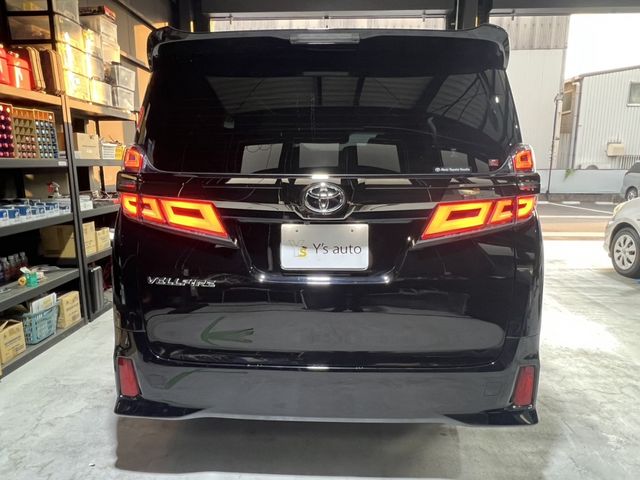 TOYOTA VELLFIRE 2022