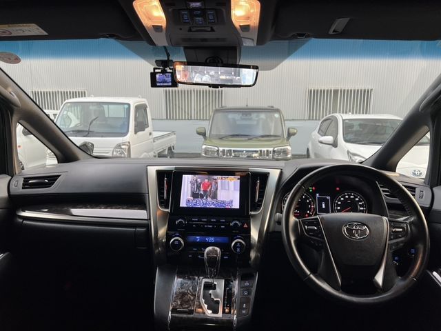 TOYOTA VELLFIRE 2022