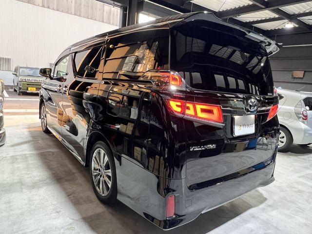 TOYOTA VELLFIRE 2022