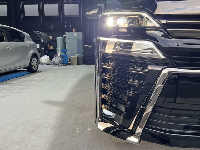 TOYOTA VELLFIRE 2022