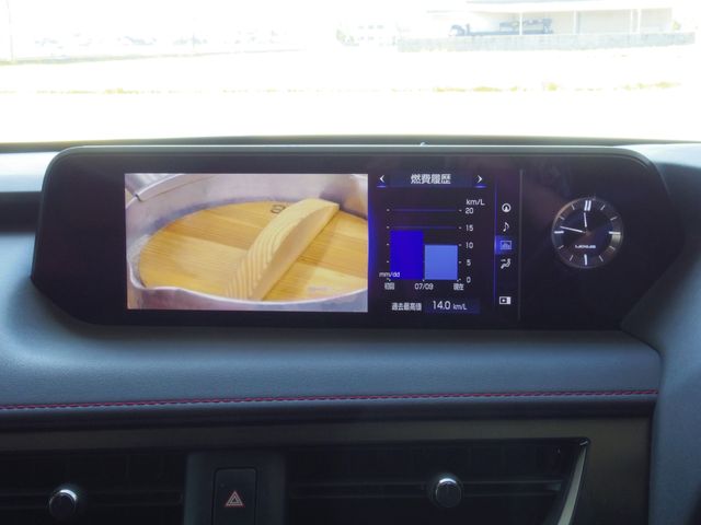 TOYOTA LEXUS UX200 2018