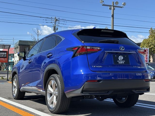 TOYOTA LEXUS NX300h AWD 2015