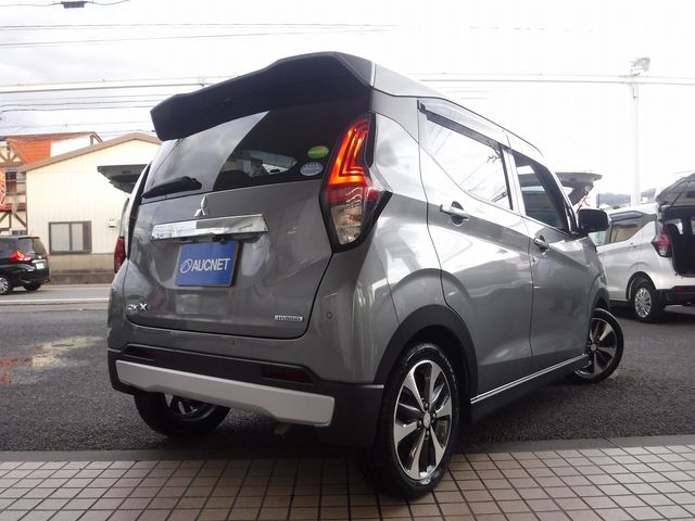 MITSUBISHI ek X 2021