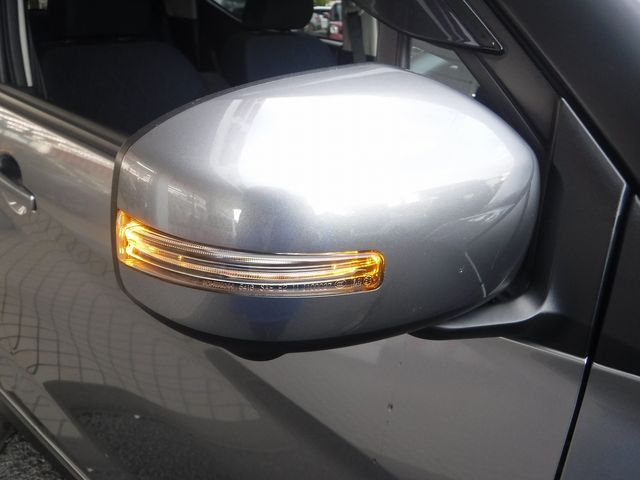 MITSUBISHI ek X 2021