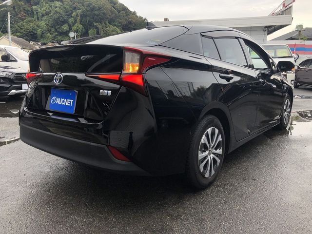 TOYOTA PRIUS 2020