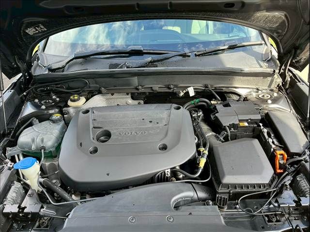 VOLVO VOLVO XC40 2020