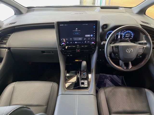 TOYOTA VELLFIRE  HYBRID 2023