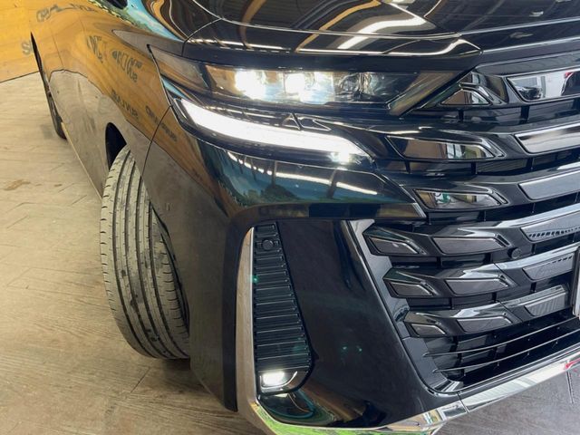 TOYOTA VELLFIRE  HYBRID 2023