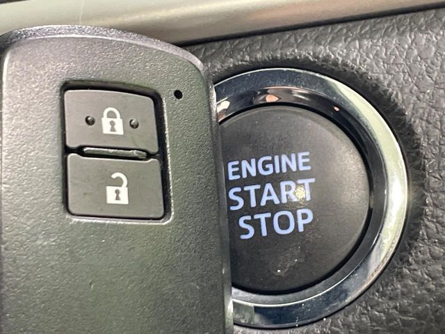 TOYOTA HARRIER 2WD 2016