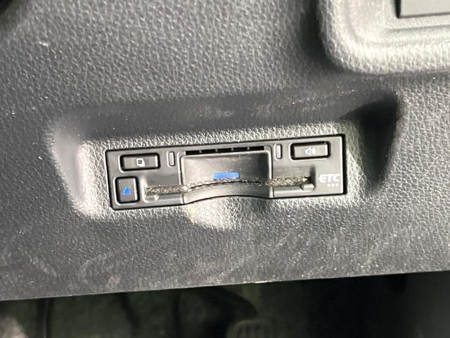 TOYOTA SIENTA HYBRID 2025