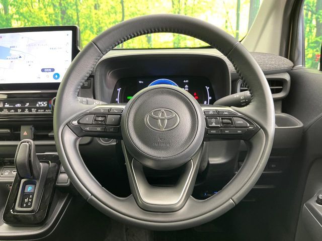 TOYOTA SIENTA HYBRID 2025