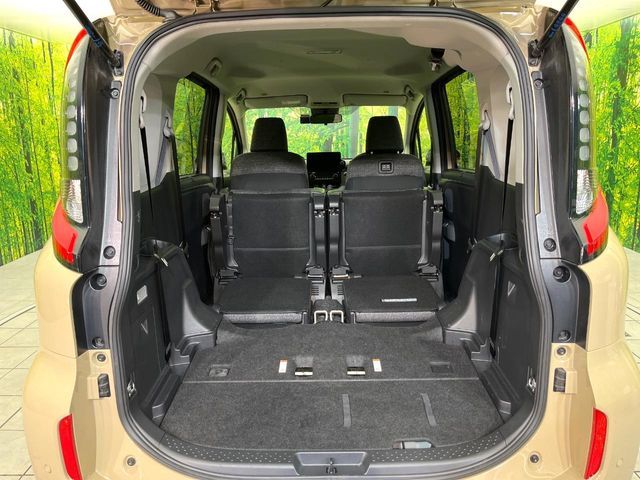 TOYOTA SIENTA HYBRID 2025