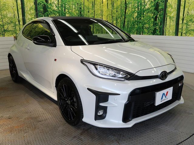 TOYOTA GR YARIS 2022