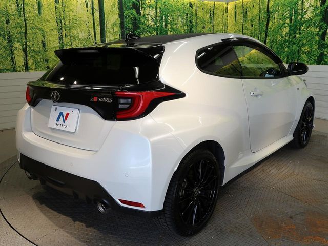 TOYOTA GR YARIS 2022