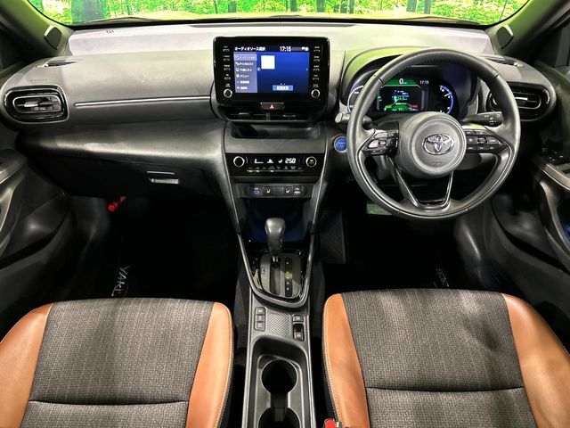 TOYOTA YARIS CROSS HYBRID 2023