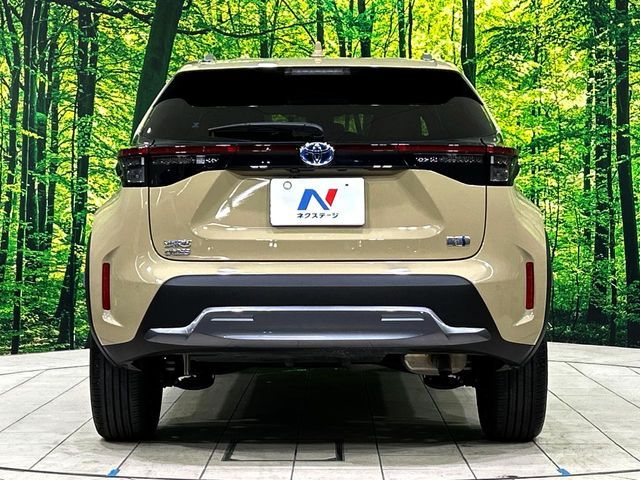 TOYOTA YARIS CROSS HYBRID 2023