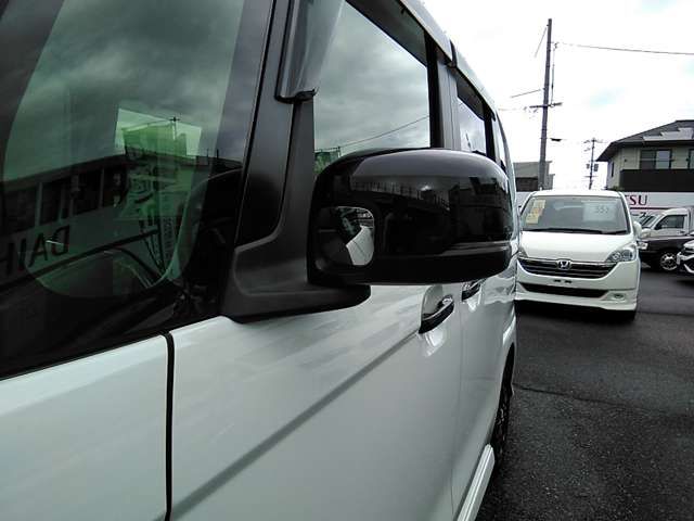 HONDA N BOX CUSTOM 2022