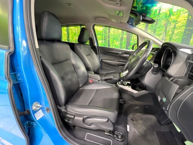 HONDA FIT HYBRID 2015