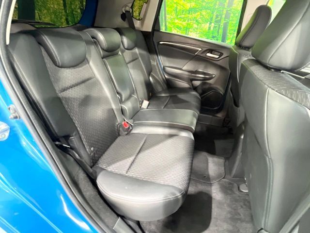 HONDA FIT HYBRID 2015