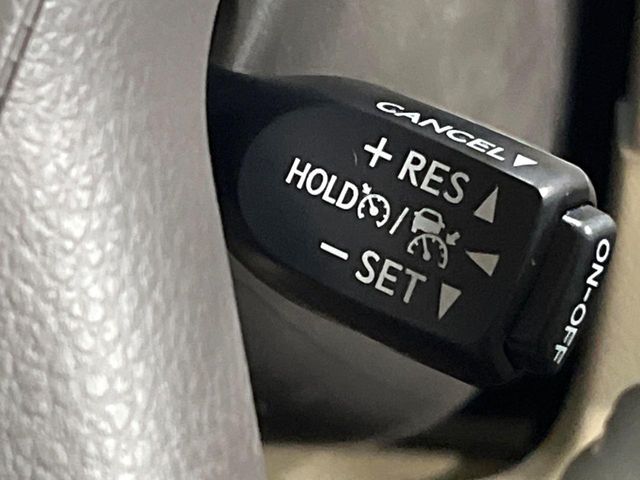 TOYOTA LANDCRUISER PRADO 2023