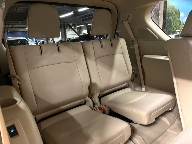 TOYOTA LANDCRUISER PRADO 2023