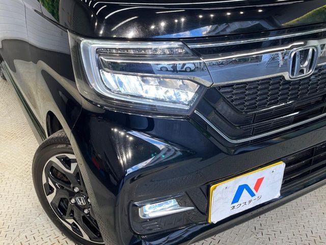 HONDA N BOX CUSTOM 2018