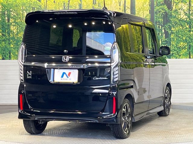 HONDA N BOX CUSTOM 2018