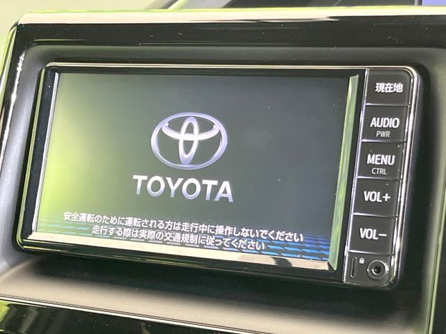 TOYOTA VOXY HYBRID 2019