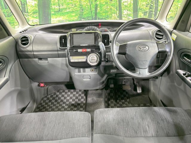 DAIHATSU TANTO CUSTOM 2010
