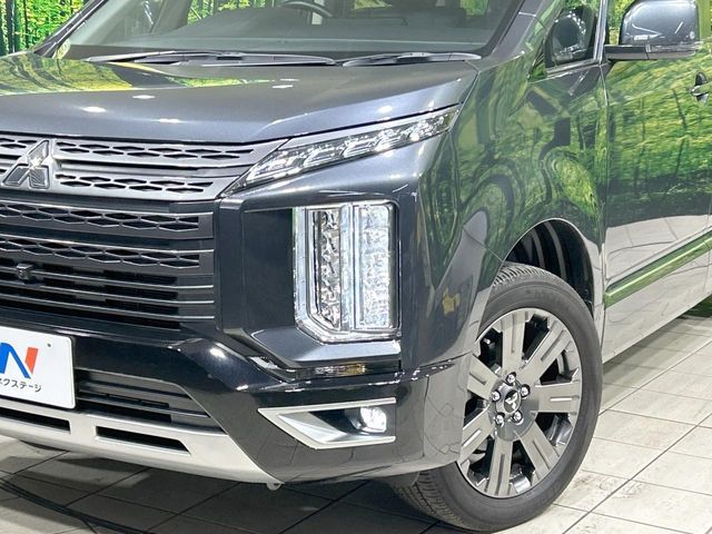 MITSUBISHI DELICA D:5 4WD 2023