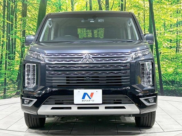 MITSUBISHI DELICA D:5 4WD 2023