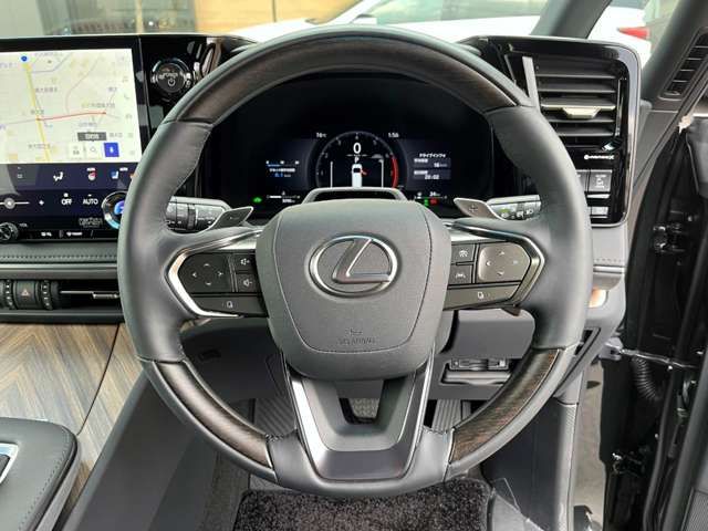 TOYOTA ???? LM500h 2025