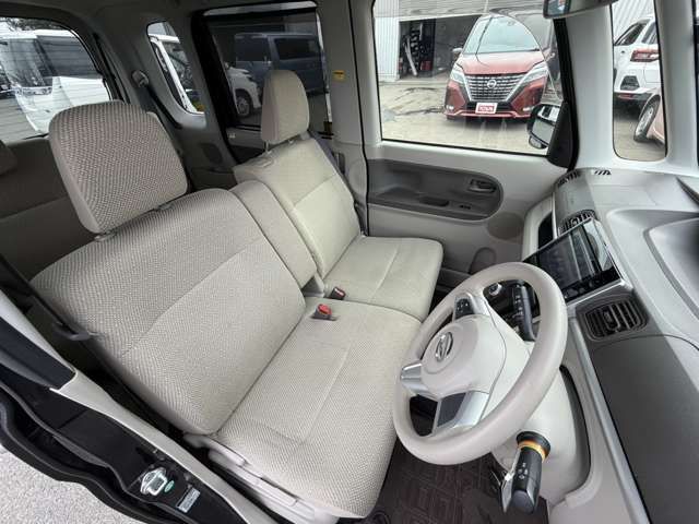 DAIHATSU TANTO 4WD 2014