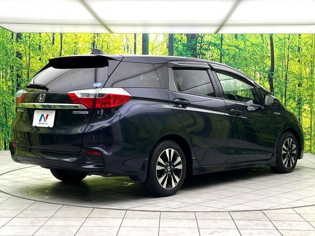 HONDA SHUTTLE HYBRID 2016