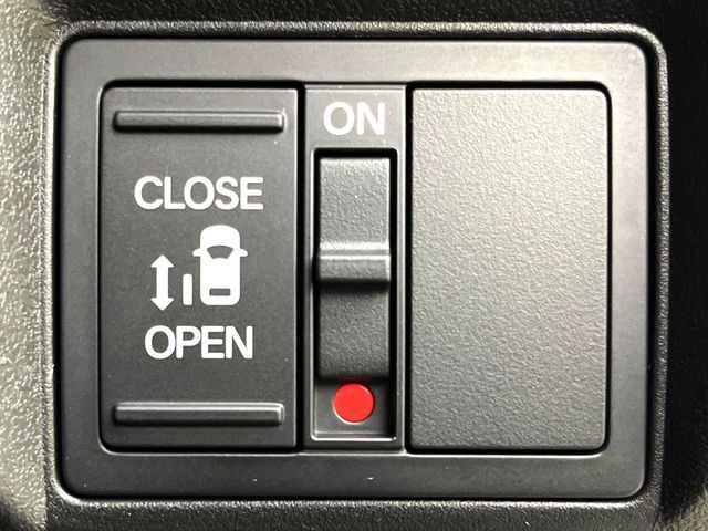 HONDA N BOX CUSTOM 2023