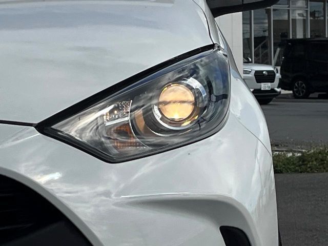 TOYOTA YARIS HYBRID 2022