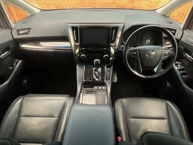 TOYOTA ALPHARD hybrid 4WD 2016